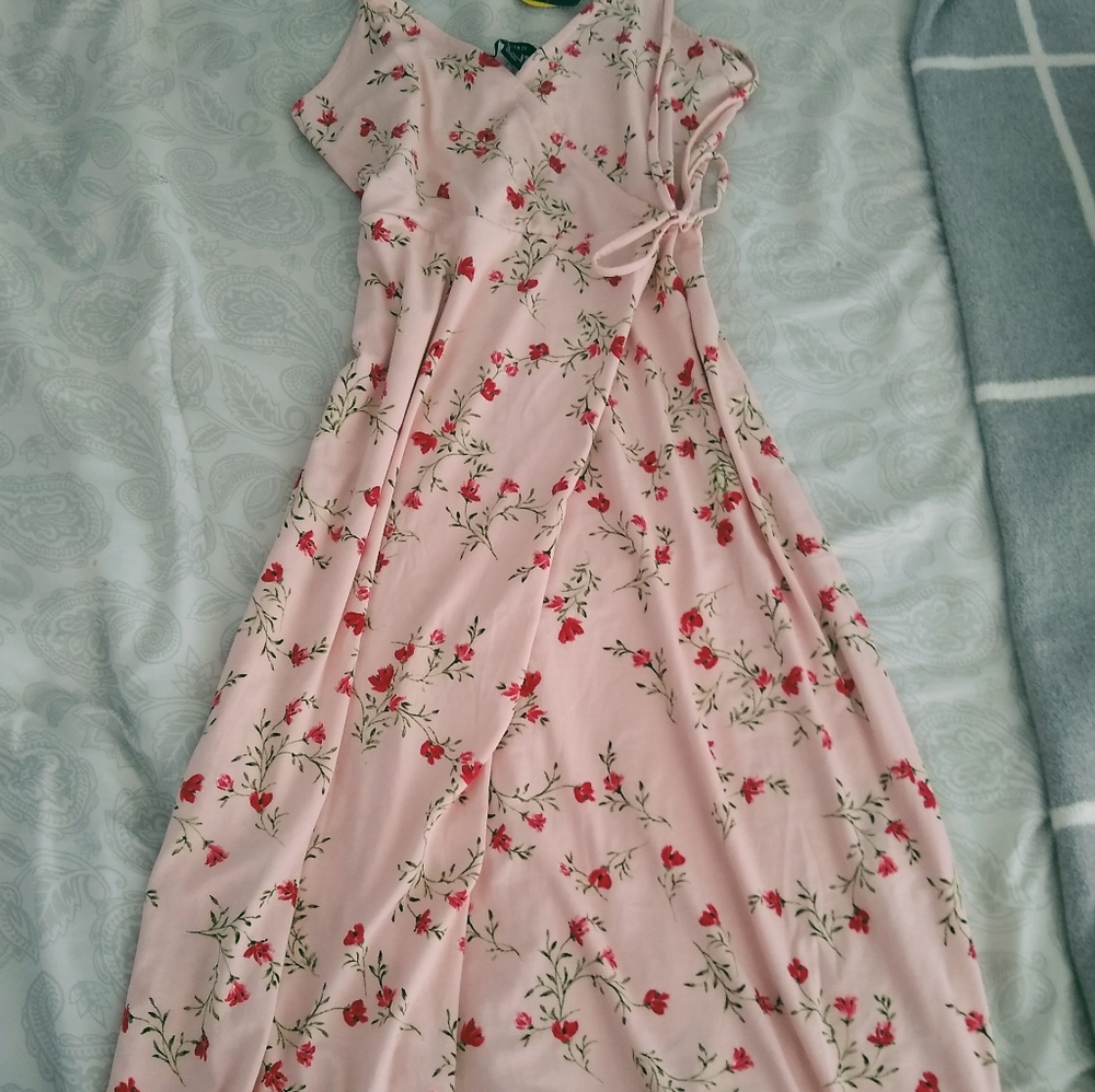 Forever 21 Long Floral Dress W/ Tie